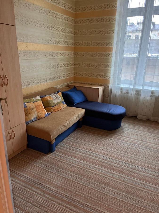 Happy Apartment On Kopernik 30 Lviv Exterior foto